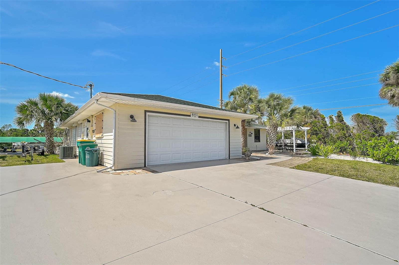 801 E 5th St, Englewood, FL 34223