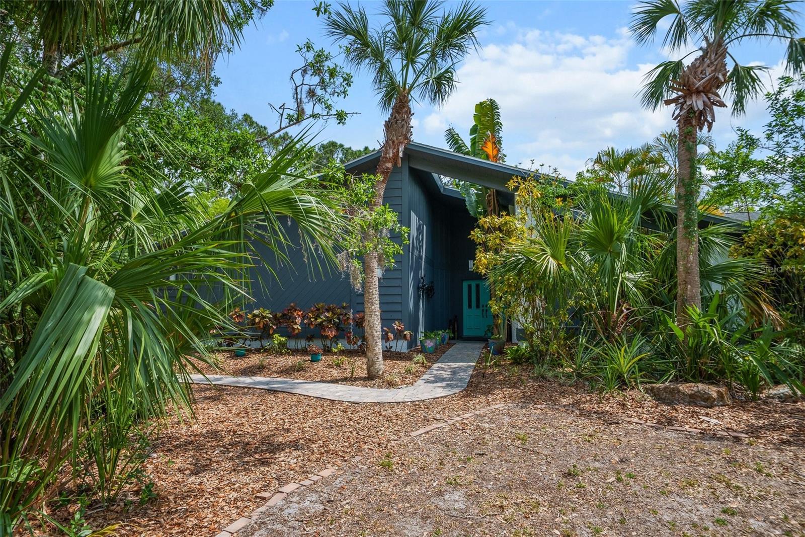 5282 Box Turtle Cir, Sarasota, FL 34232