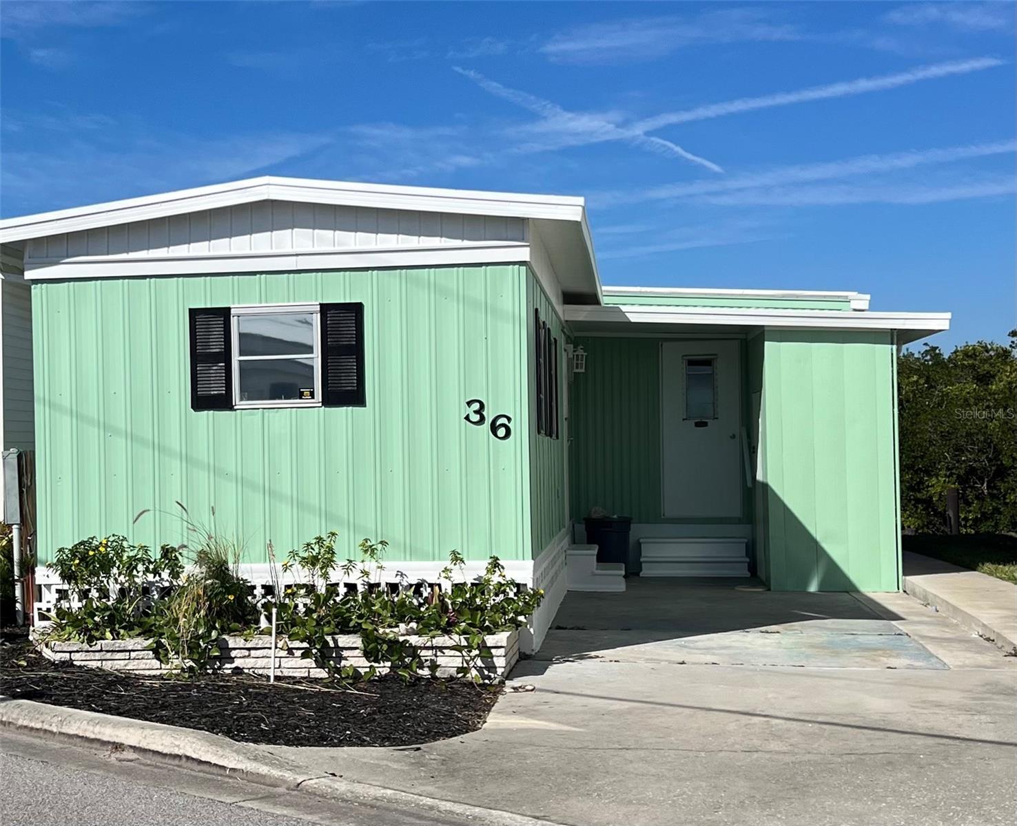 36 N Starboard Dr, Venice, FL 34285