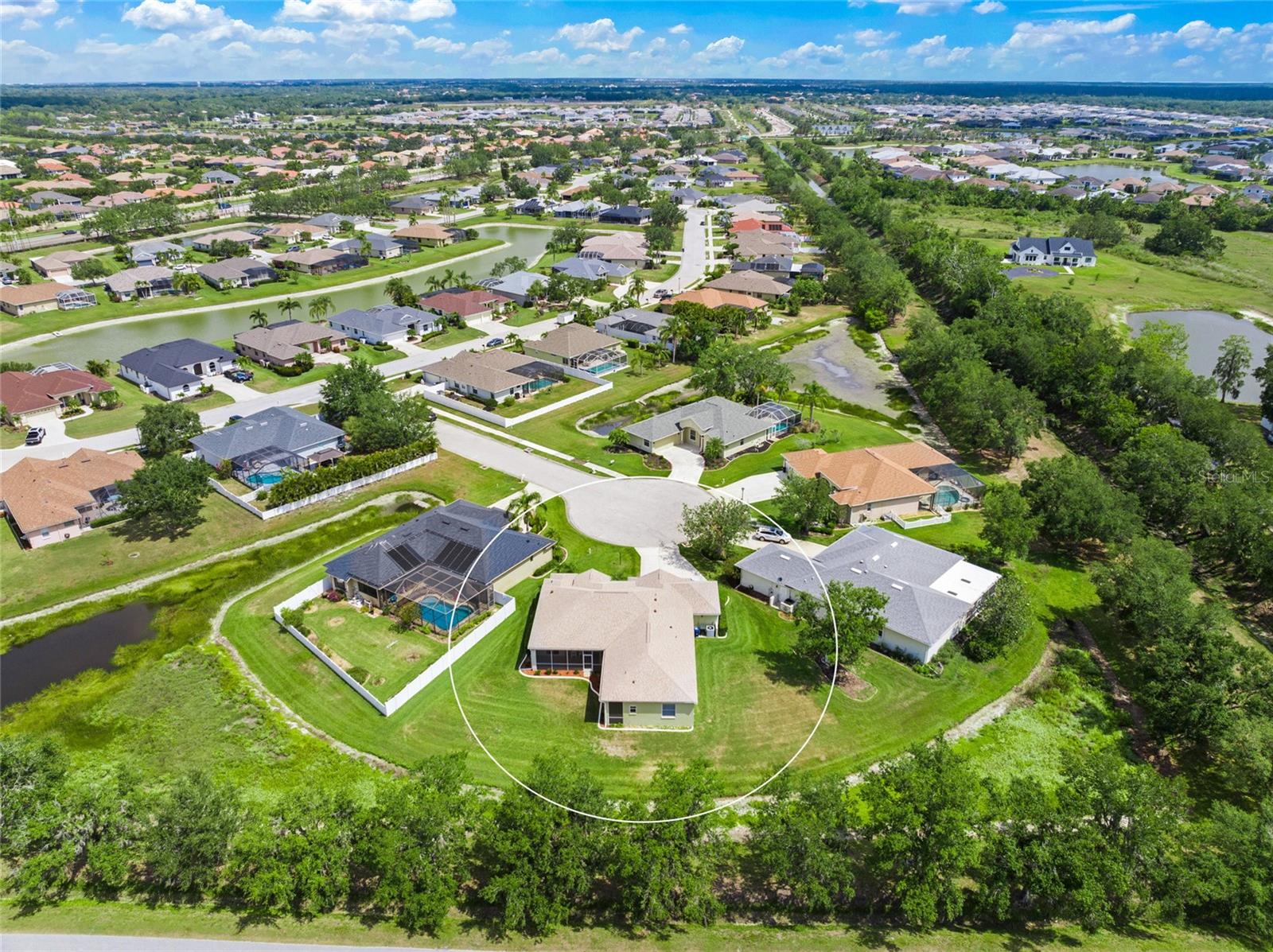 9106 Yarberry St, Sarasota, FL 34240