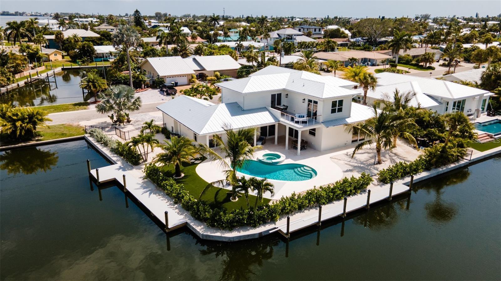 603 Emerald Ln, Holmes Beach, FL 34217