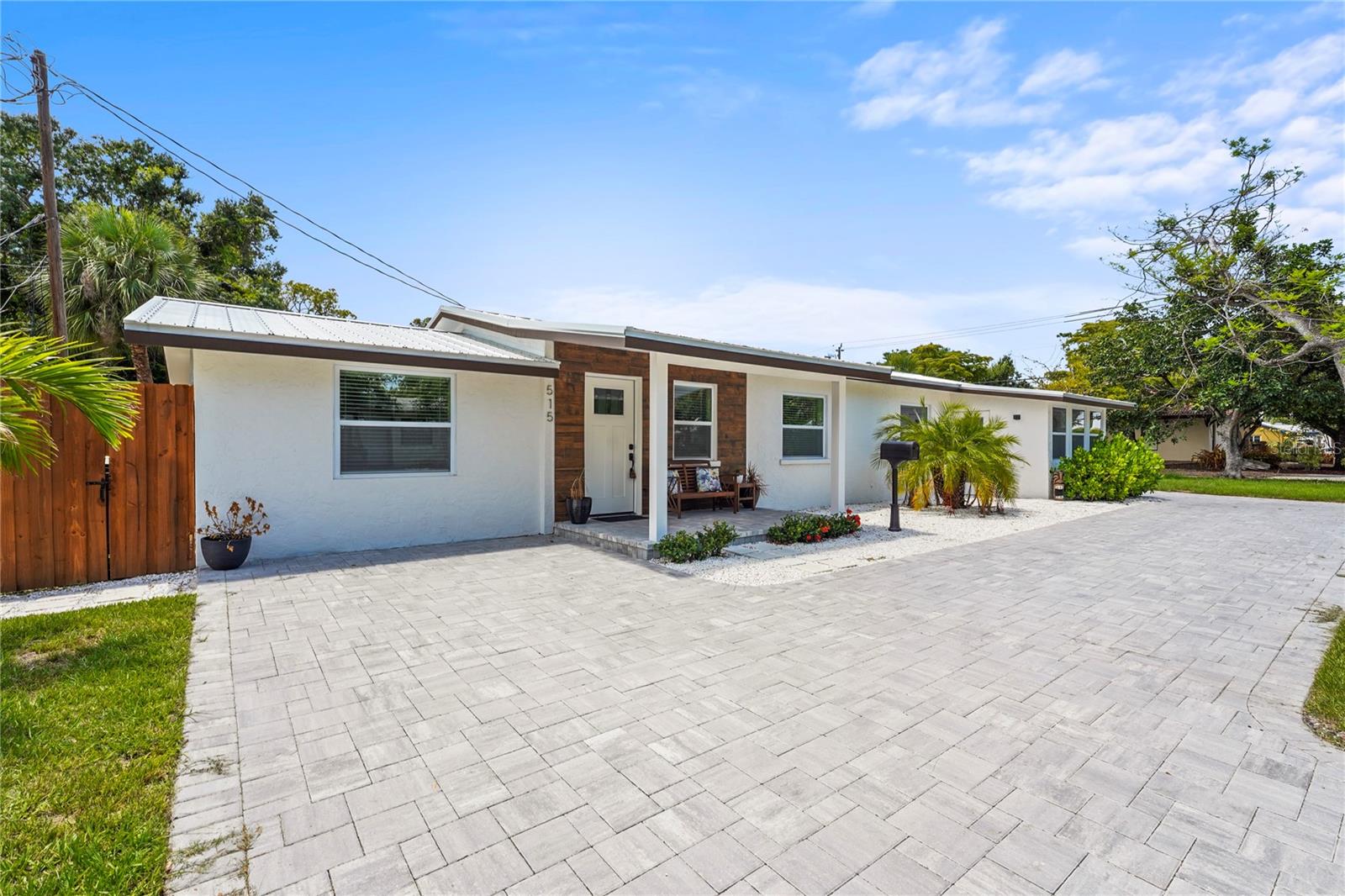 515 N Osprey Ave, Sarasota, FL 34236