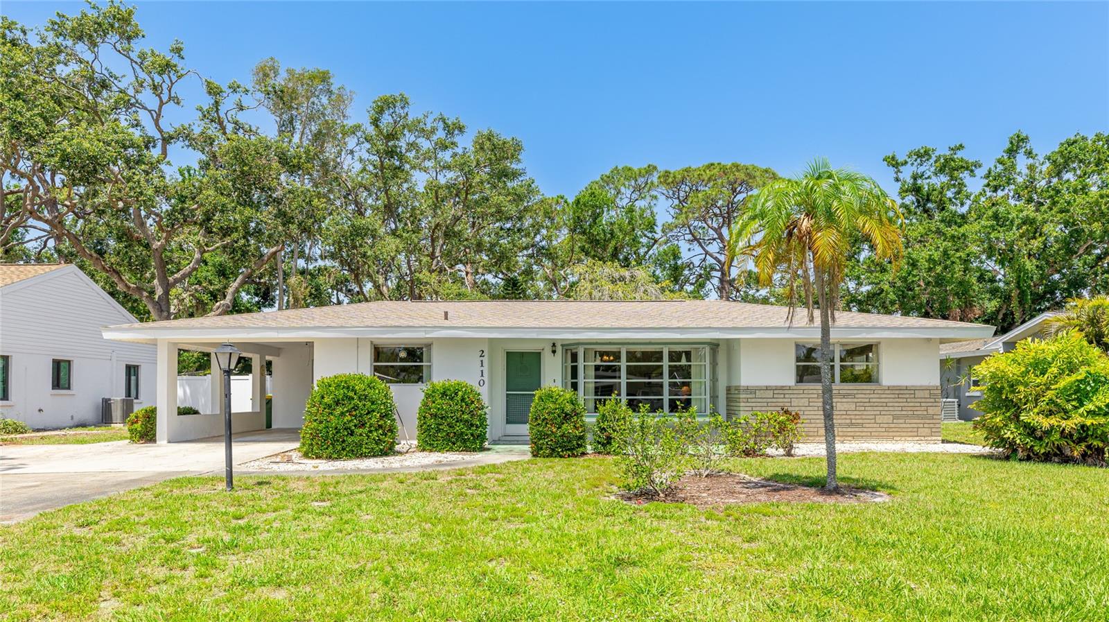 2110 Craft Ln, Sarasota, FL 34239