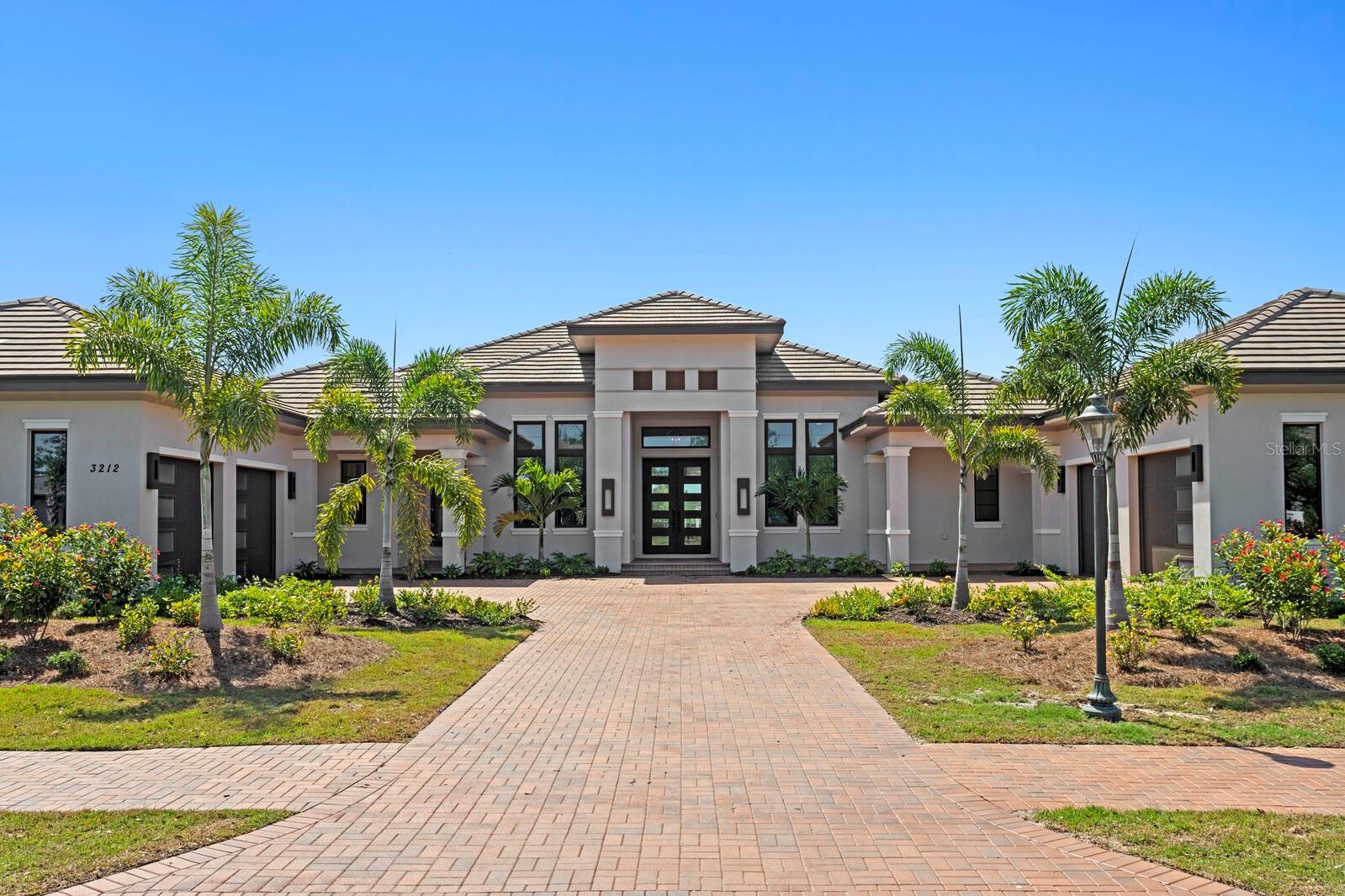 3212 Signet Ct, Sarasota, FL 34240