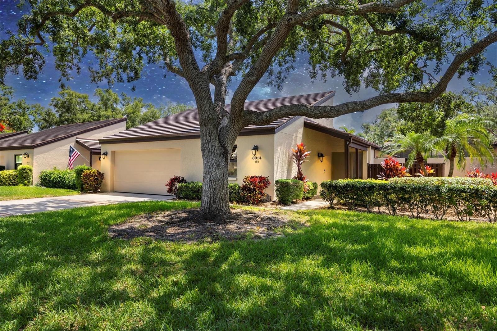 3914 Glen Oaks Manor Dr, Sarasota, FL 34232