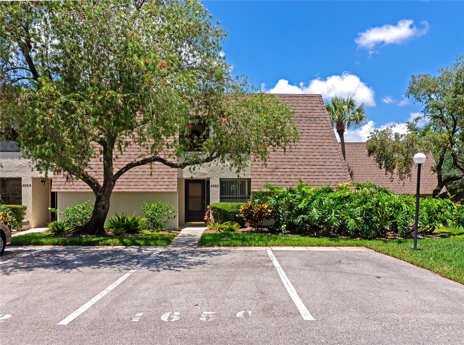 4650 Ringwood Meadow #37, Sarasota, FL 34235