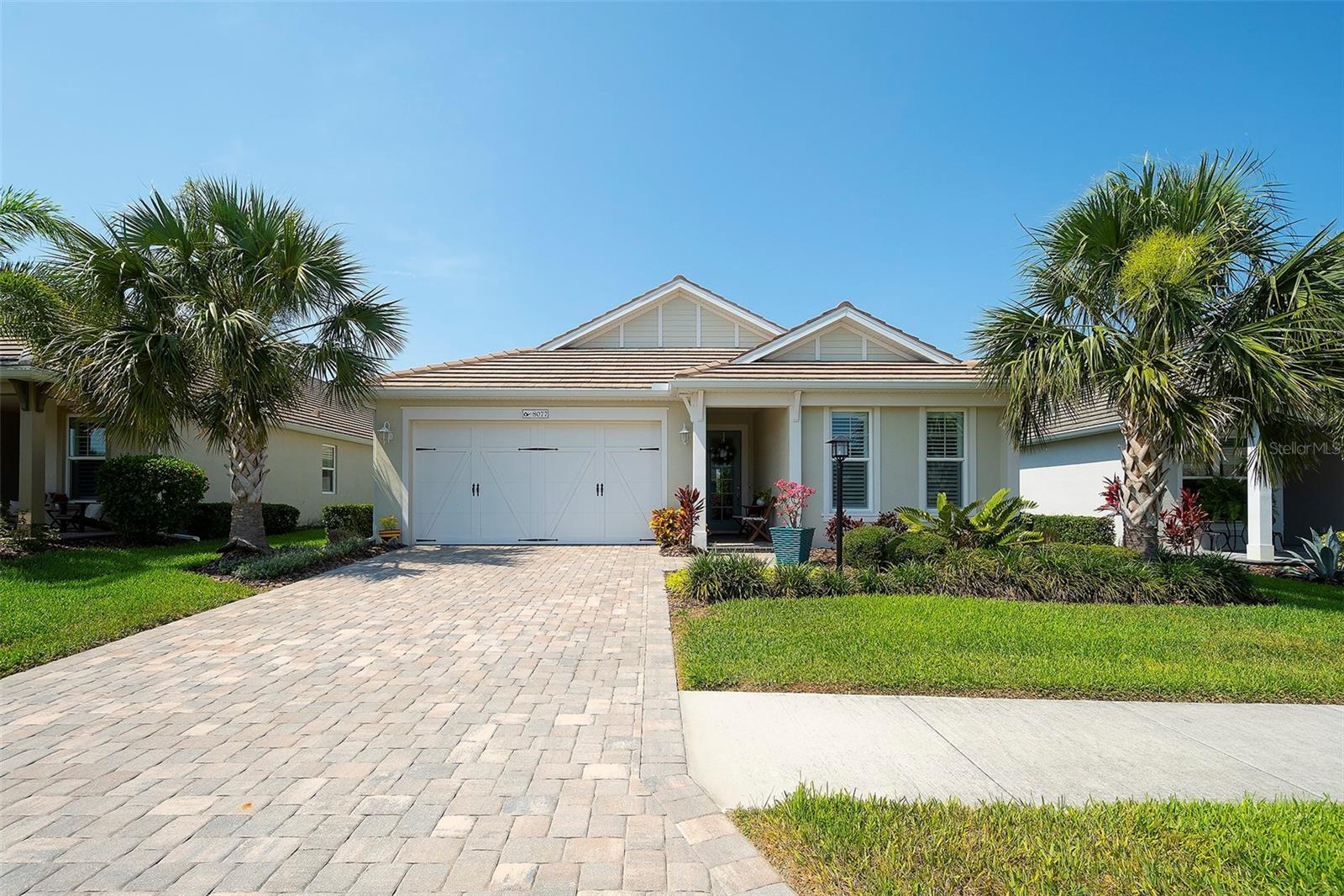 8077 Sandstar Way, Sarasota, FL 34240