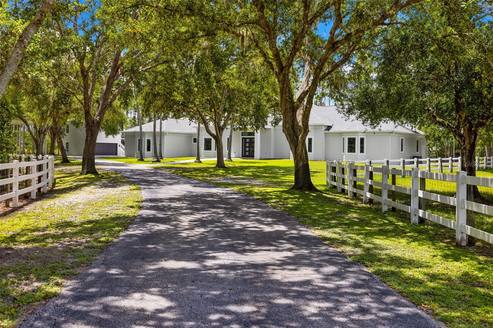 7051 Turtle Ln, Sarasota, FL 34241