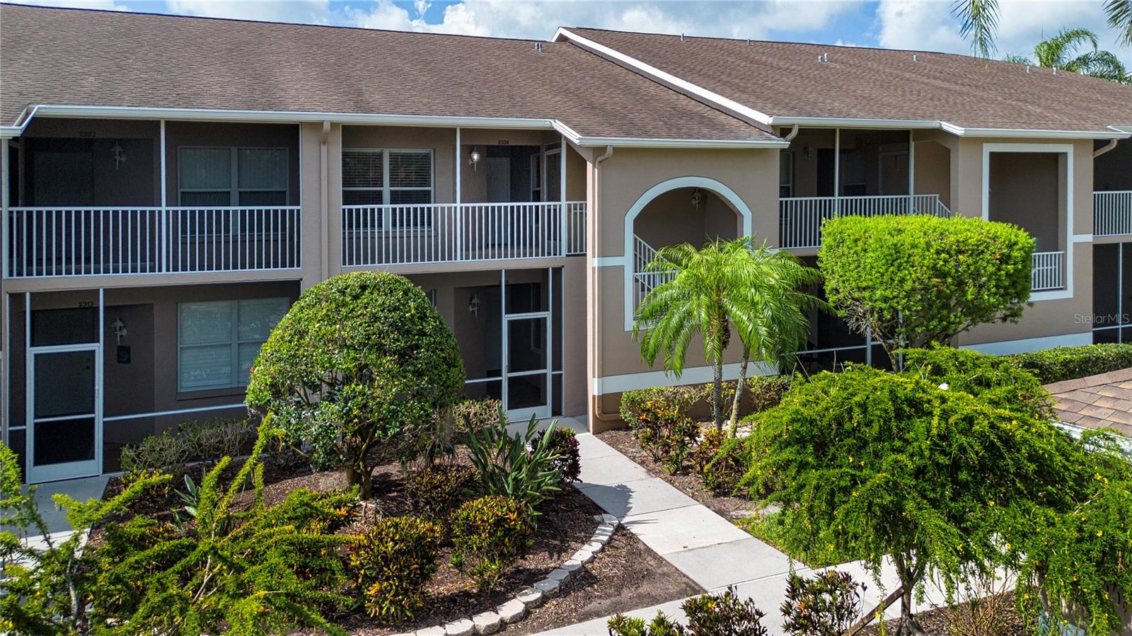 5330 Hyland Hills Ave #2324, Sarasota, FL 34241
