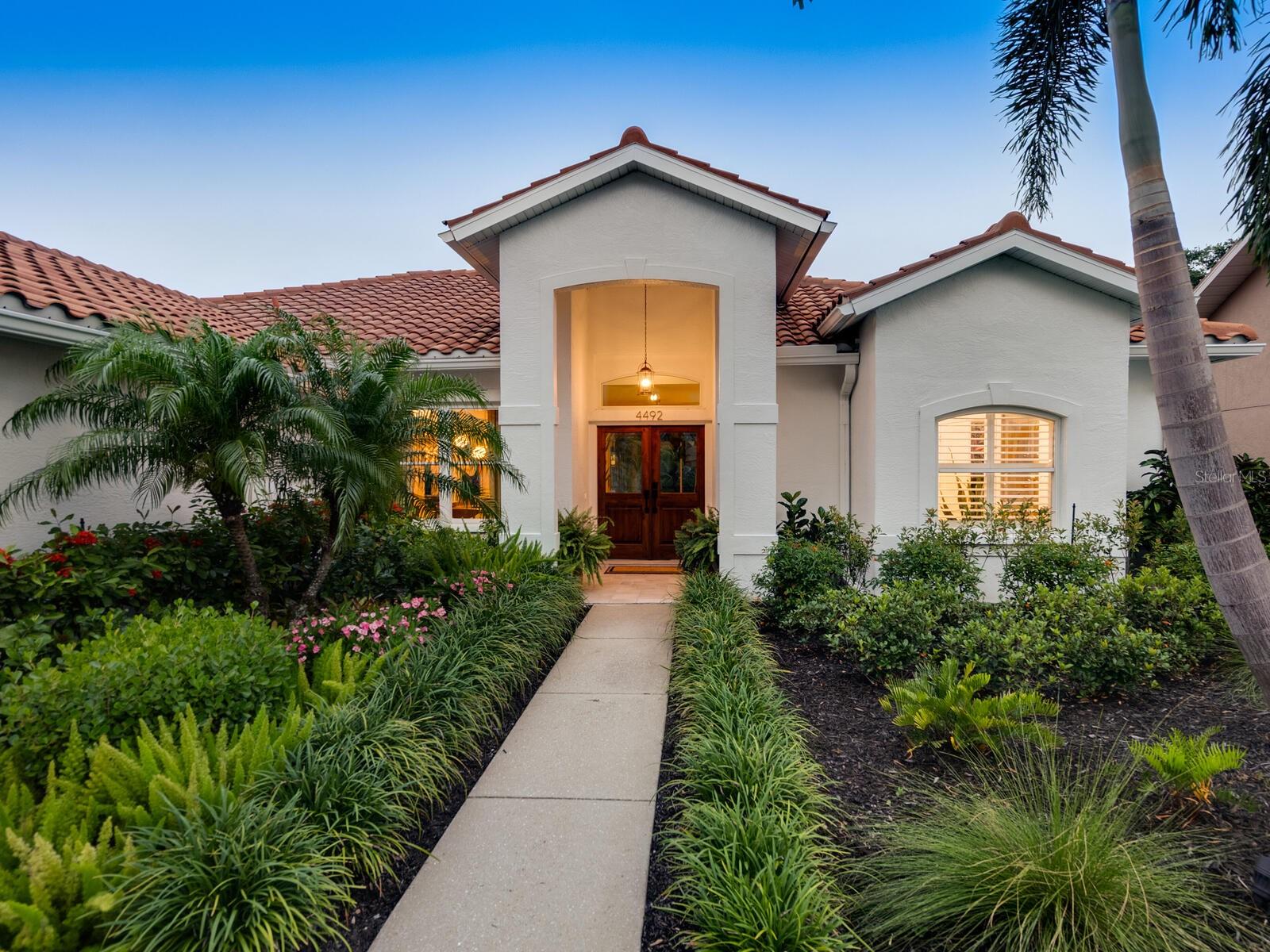 4492 Del Sol Blvd, Sarasota, FL 34243