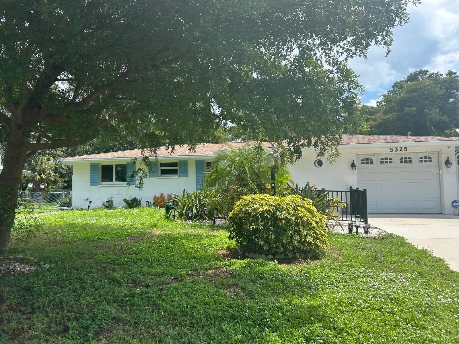 5325 Murdock Ave, Sarasota, FL 34231