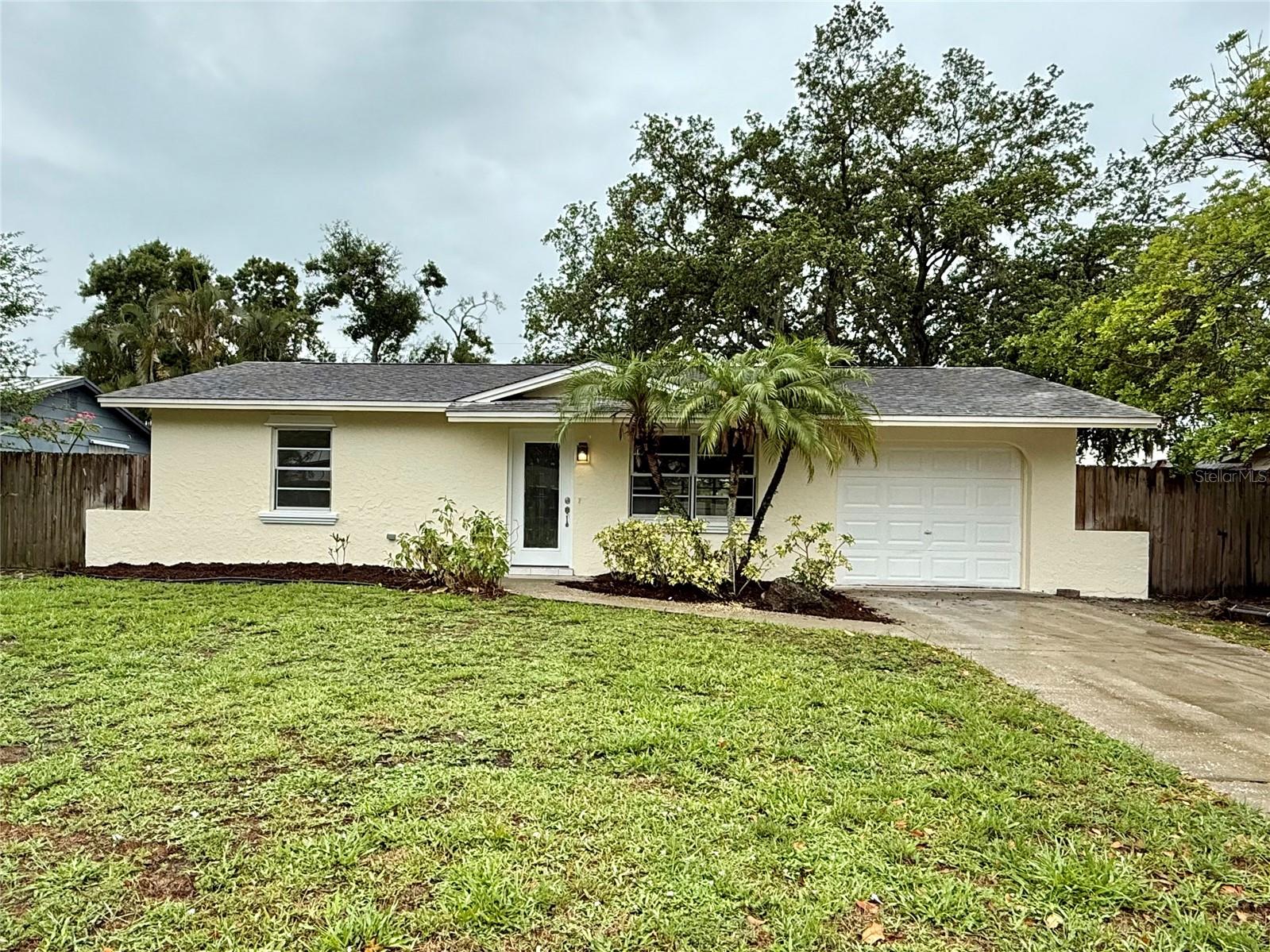4110 Longhorn Dr, Sarasota, FL 34233