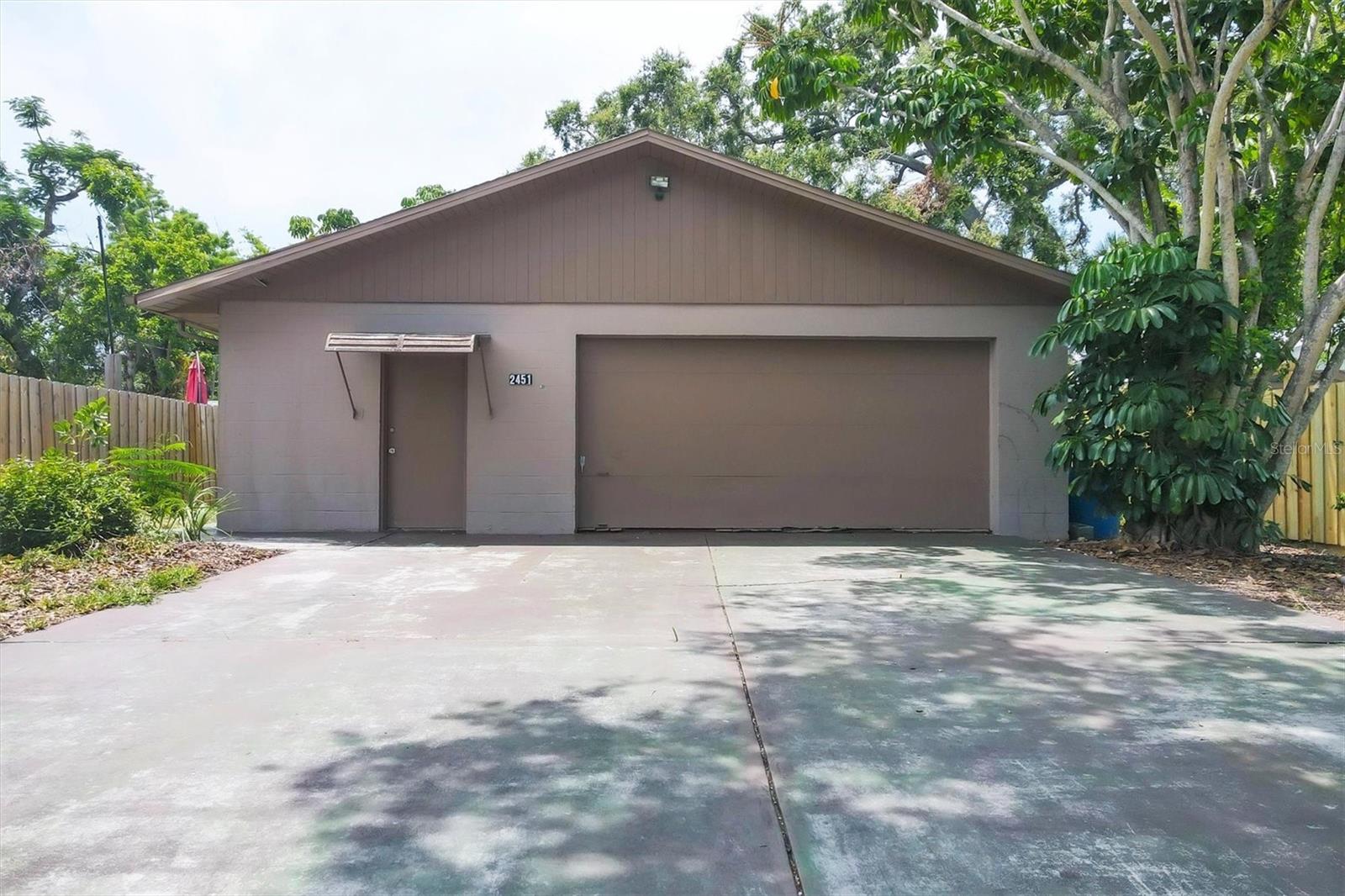 2451 Hickory Ave, Sarasota, FL 34234