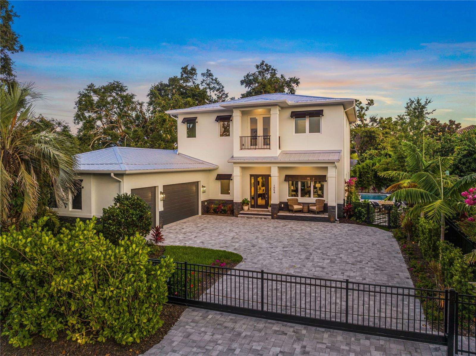 1954 Goldenrod St, Sarasota, FL 34239