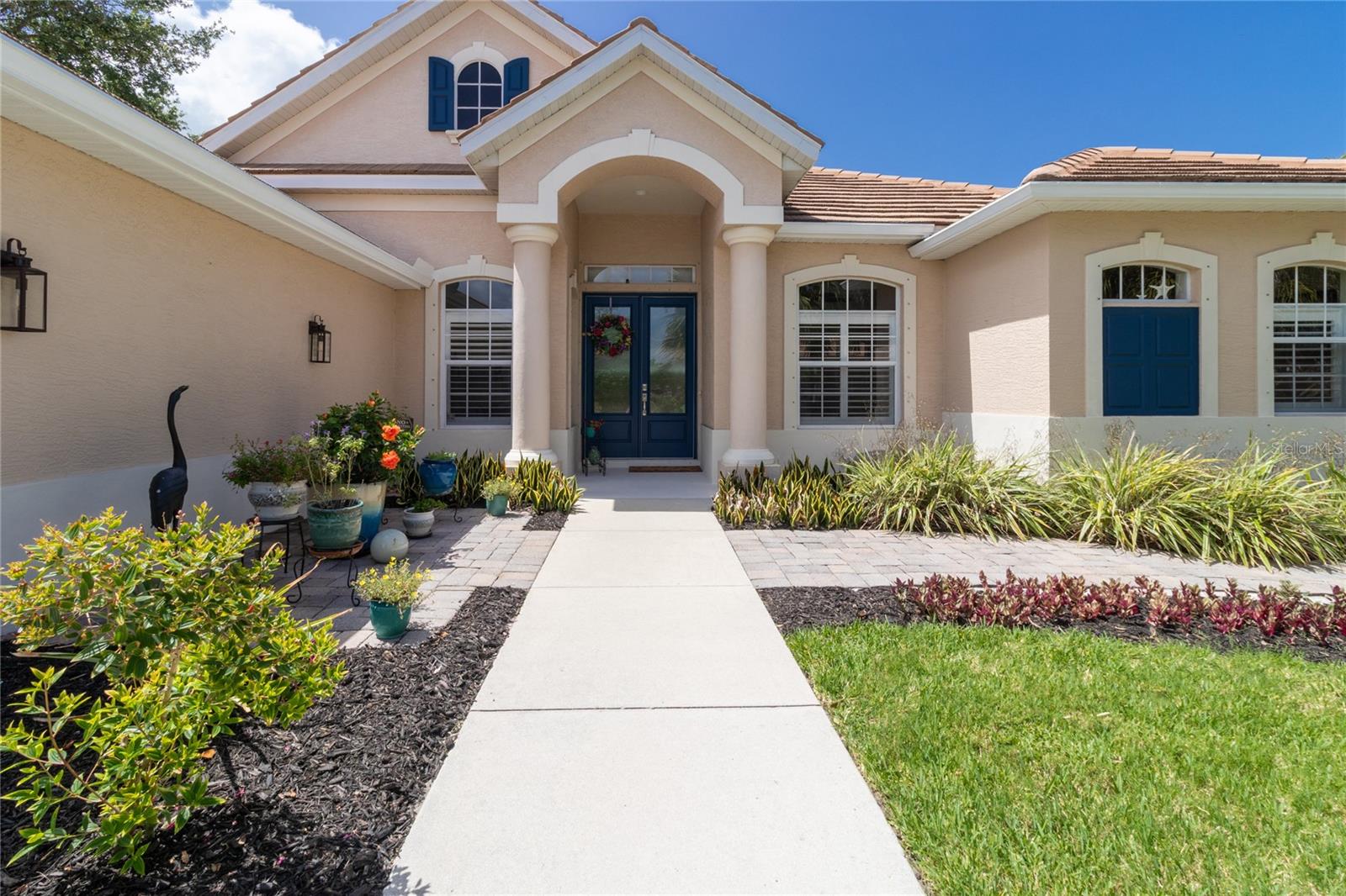 866 Oak Briar Ln, Osprey, FL 34229
