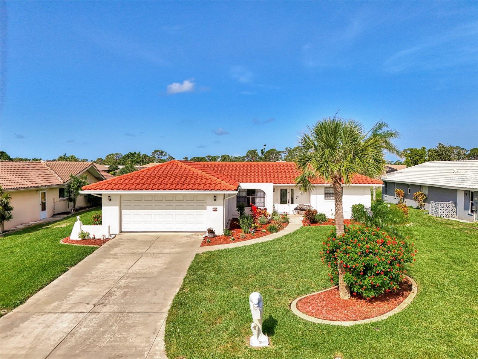 74 Windsor Dr, Englewood, FL 34223