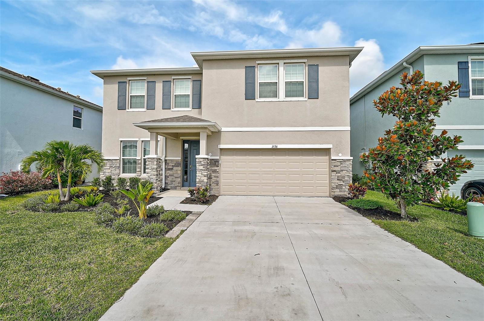 2136 Midnight Pearl Dr, Sarasota, FL 34240