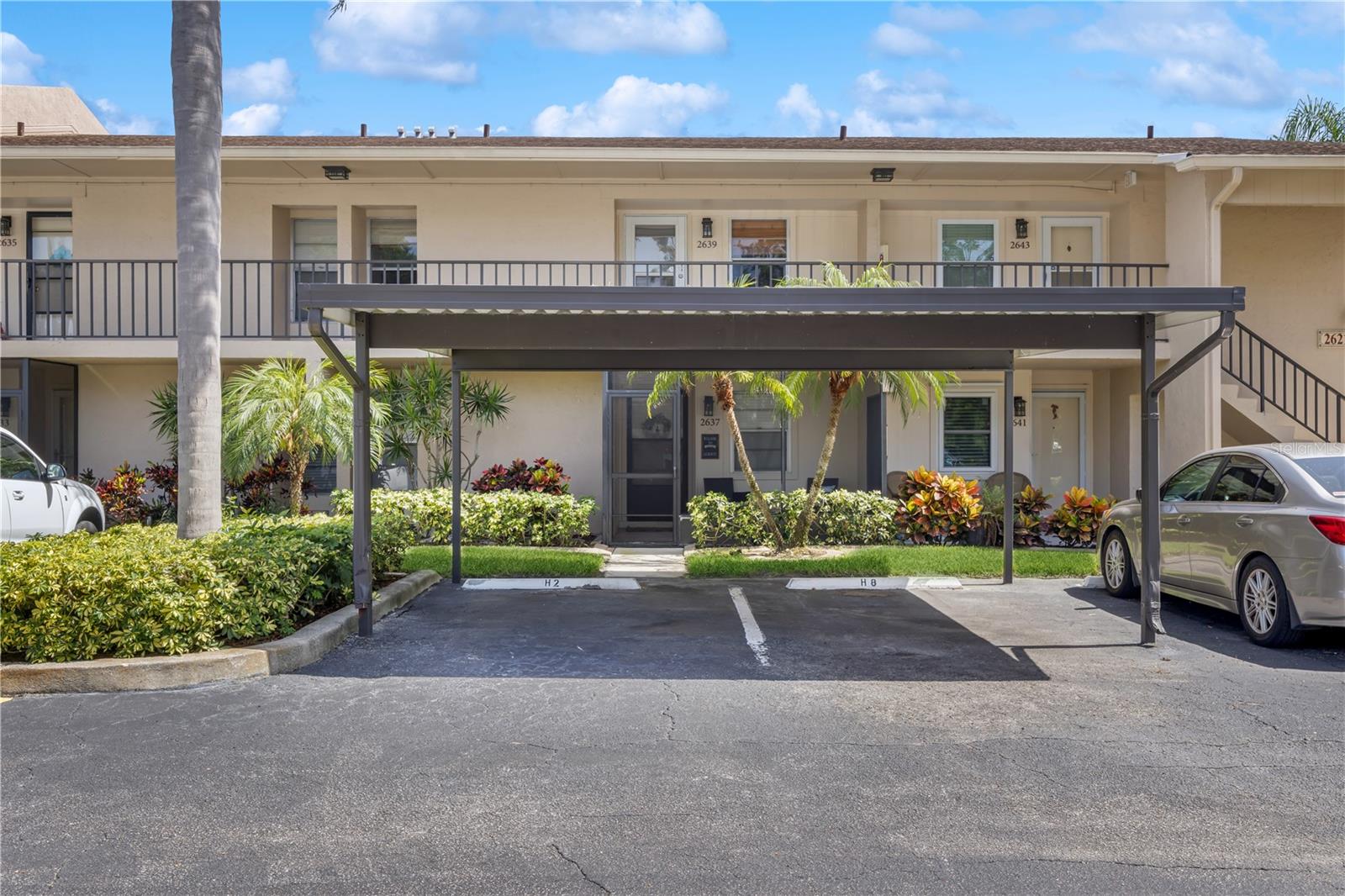2639 Woodgate Ln #H8, Sarasota, FL 34231