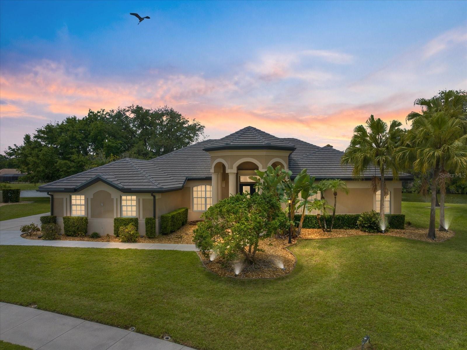 8312 Misty Lake Cir, Sarasota, FL 34241