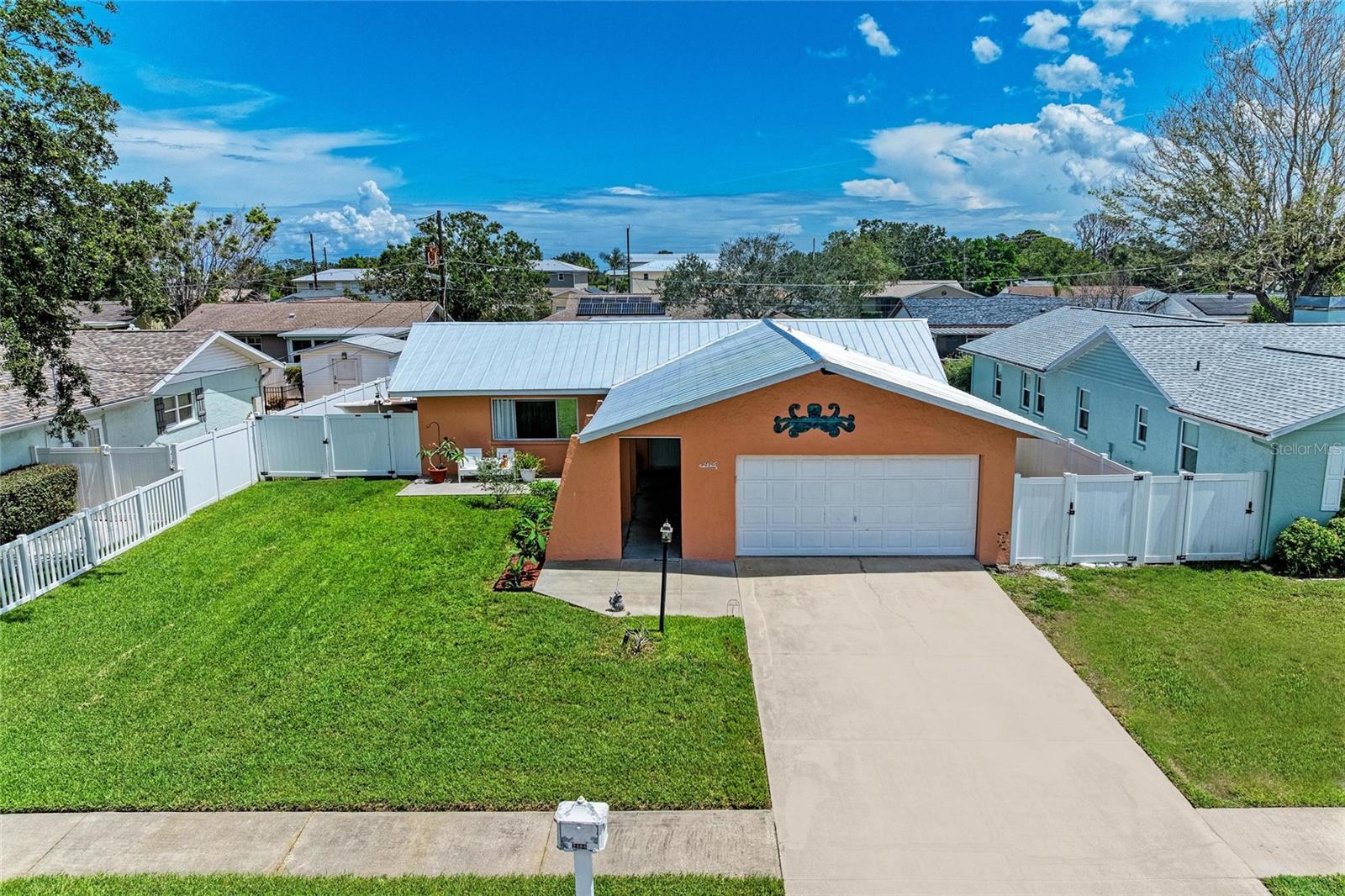 2406 15th St W, Palmetto, FL 34221