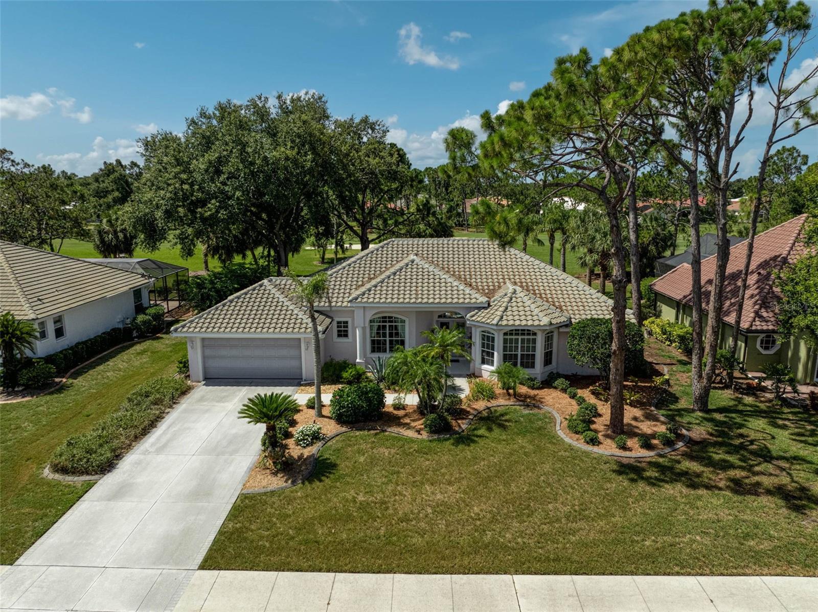 2016 White Feather Ln, Nokomis, FL 34275