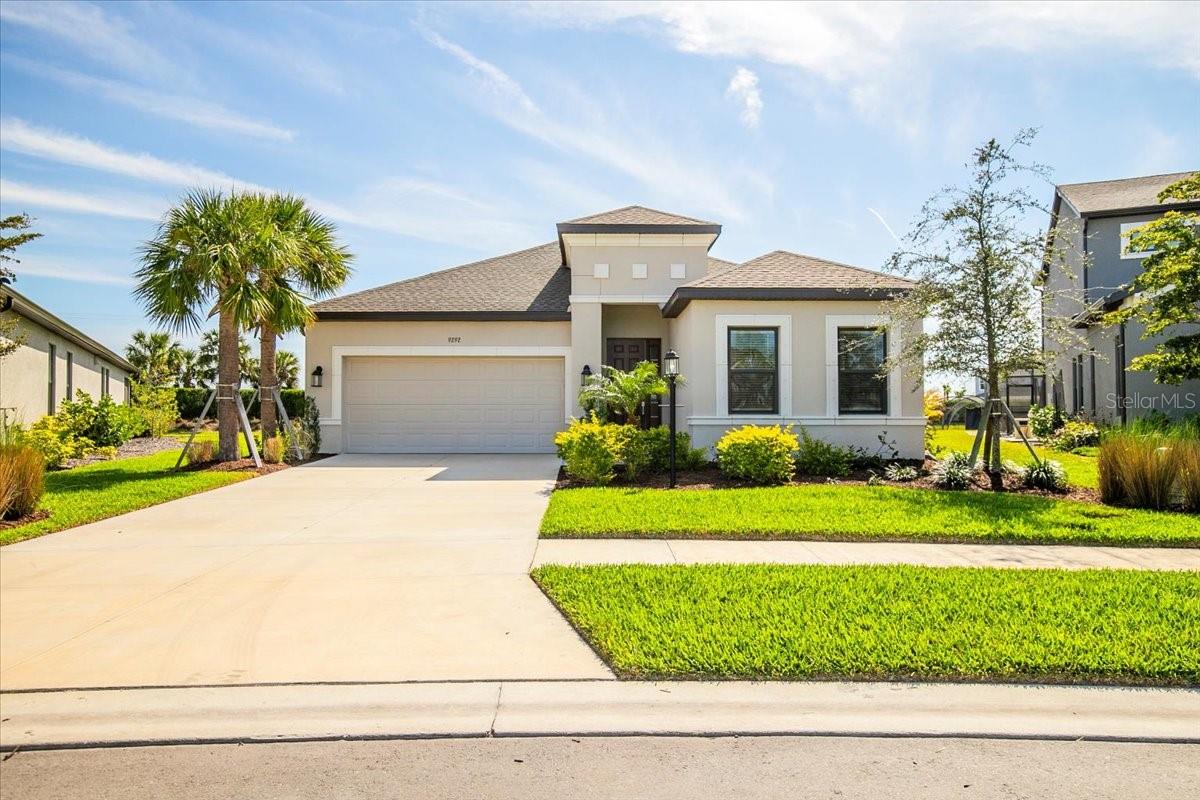 9292 Tequila Sunrise Dr, Sarasota, FL 34241