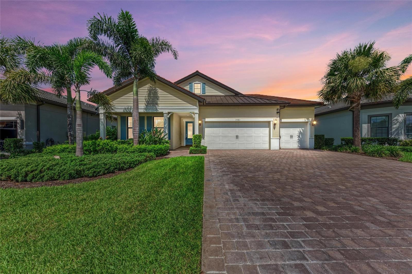 7781 Grande Shores Dr, Sarasota, FL 34240