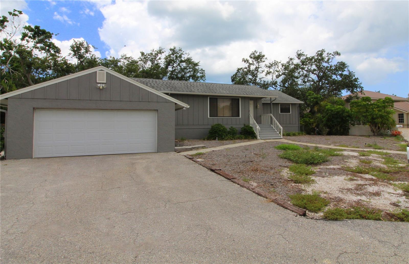 753 Tropical Cir, Sarasota, FL 34242