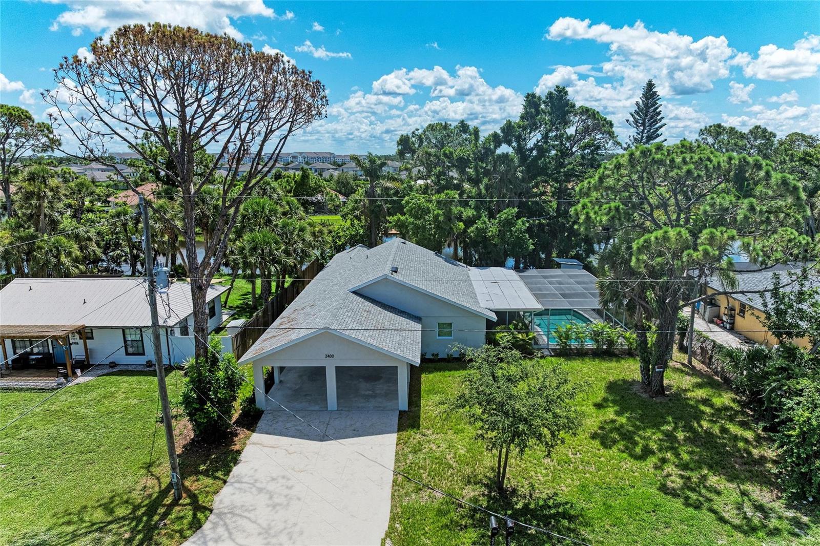 2400 Lake Shore Dr, Nokomis, FL 34275