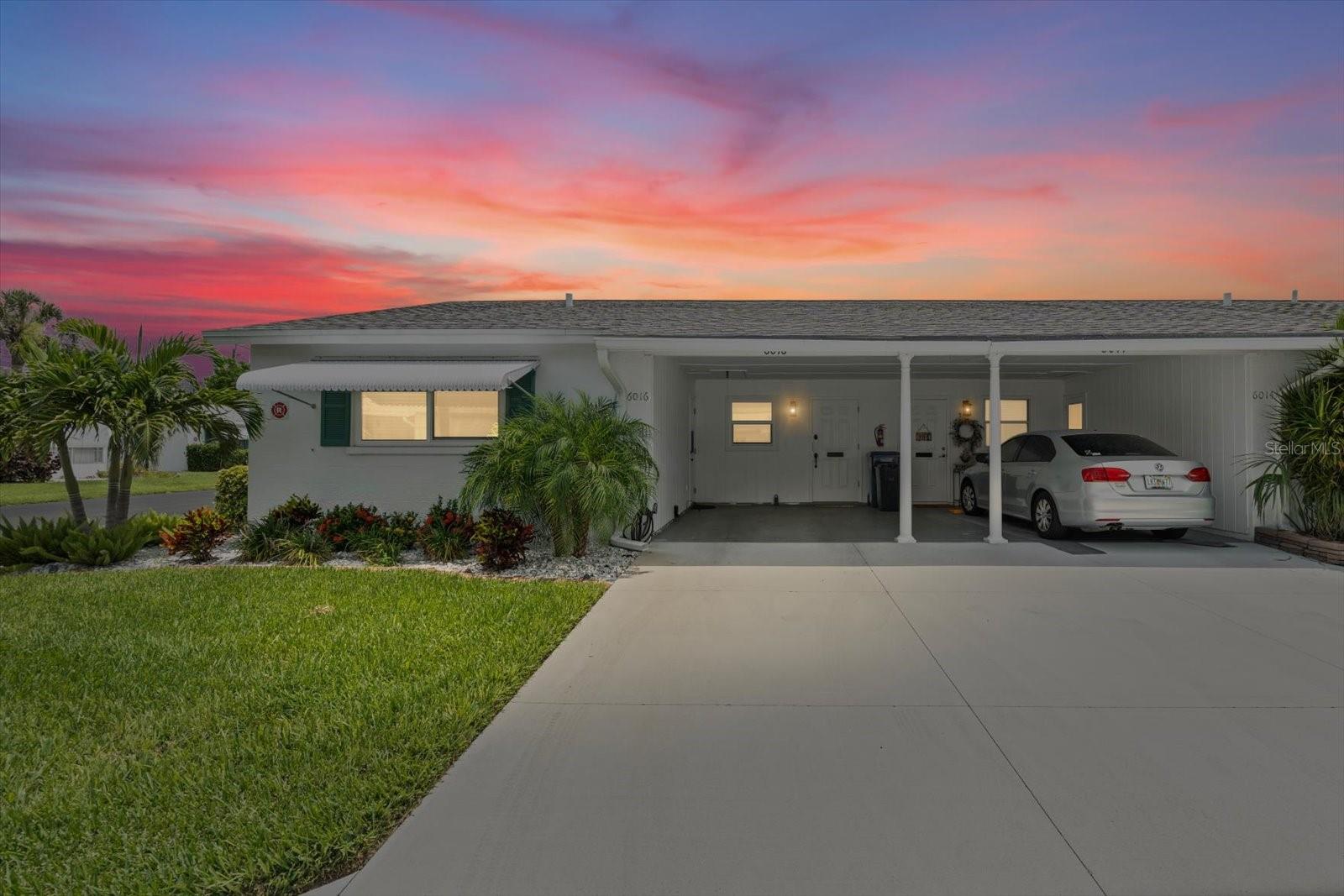 6016 Hibiscus Dr, Bradenton, FL 34207