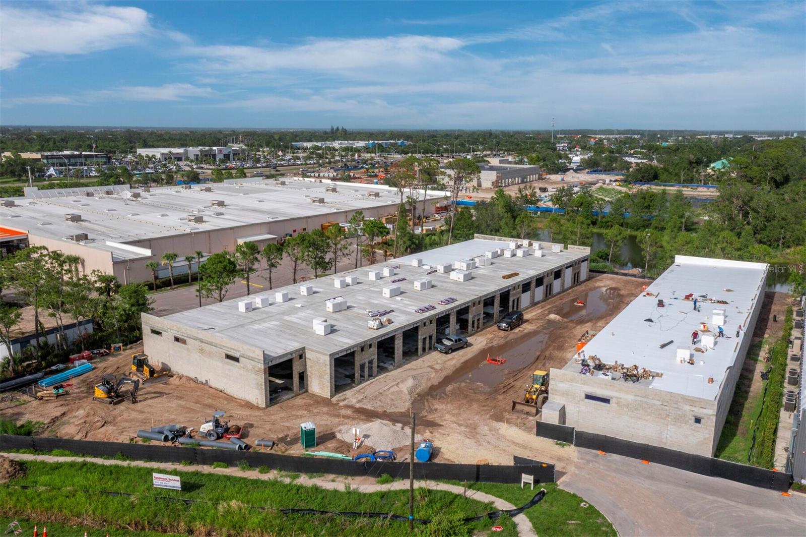 829 57th St E #2, Bradenton, FL 34208