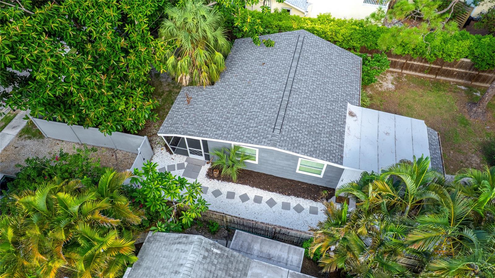 1053 40th St, Sarasota, FL 34234