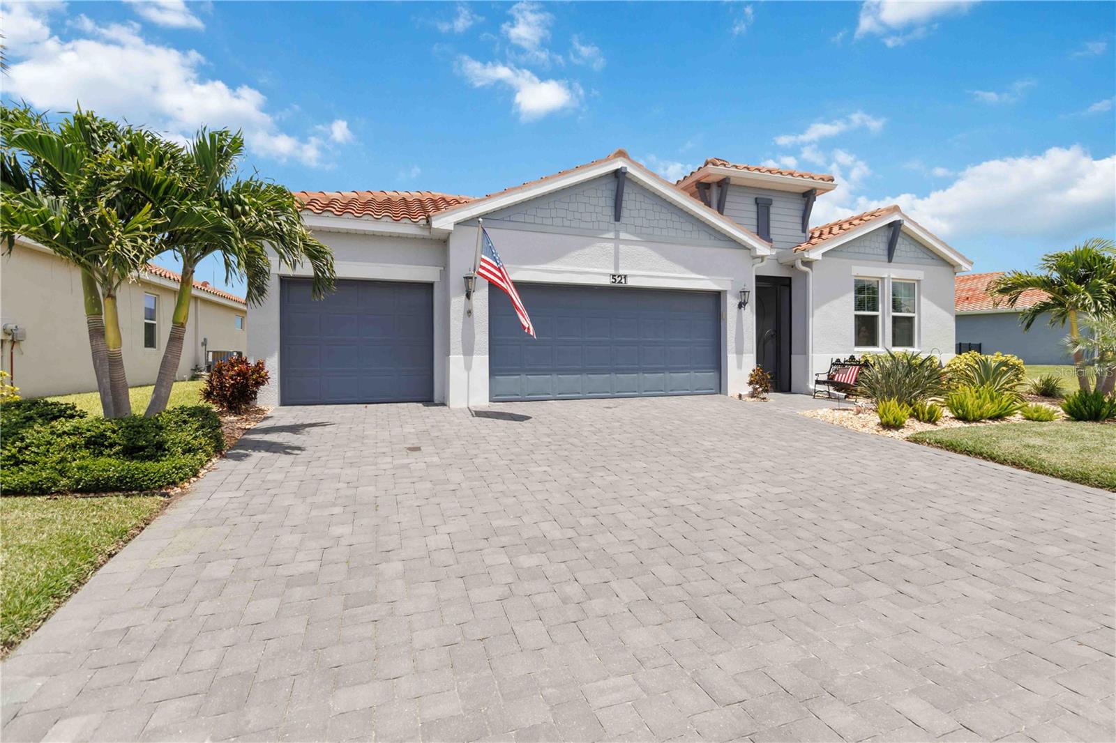 521 Firebush Dr, Nokomis, FL 34275