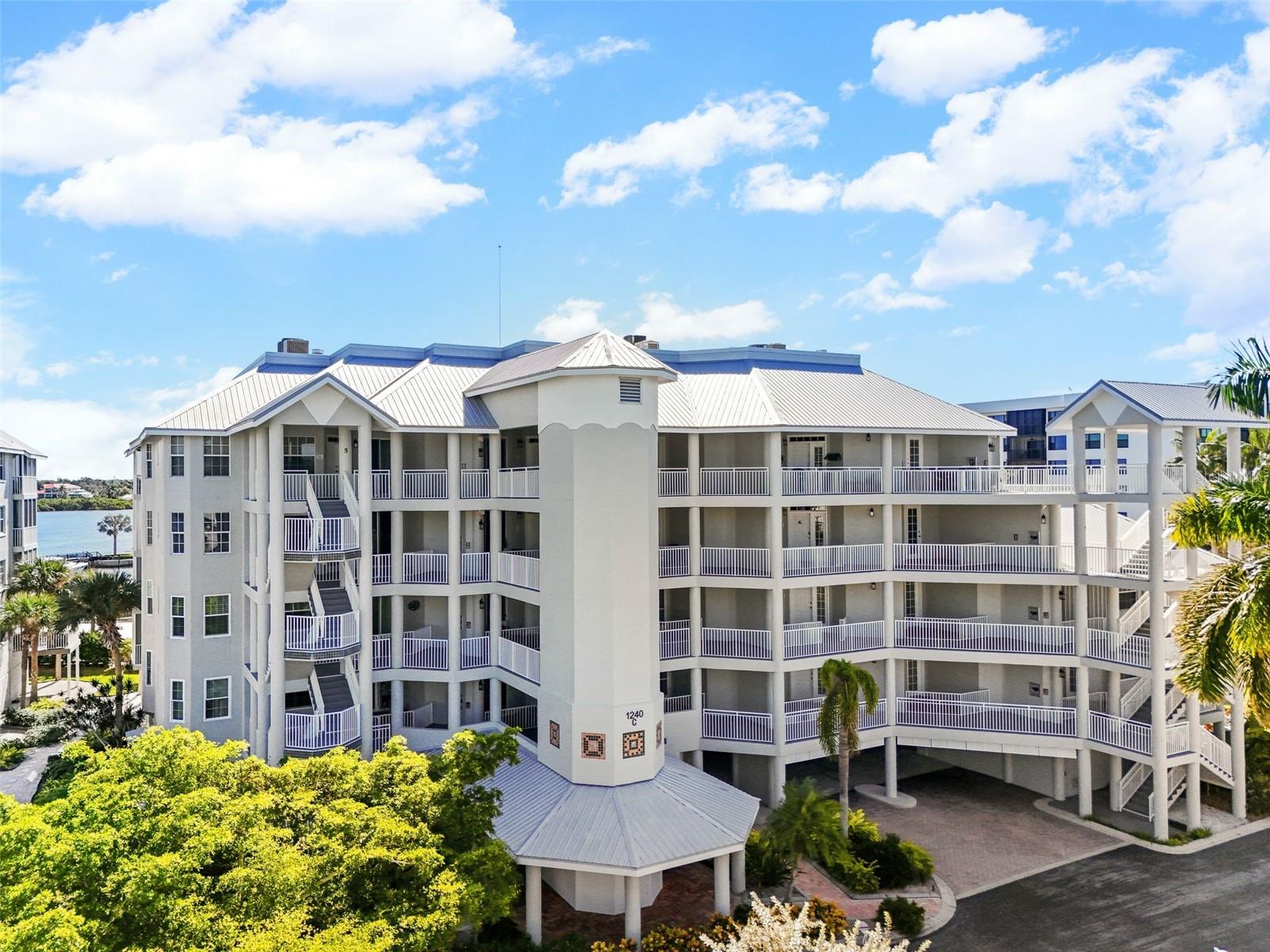 1240 Dolphin Bay Way #401, Sarasota, FL 34242