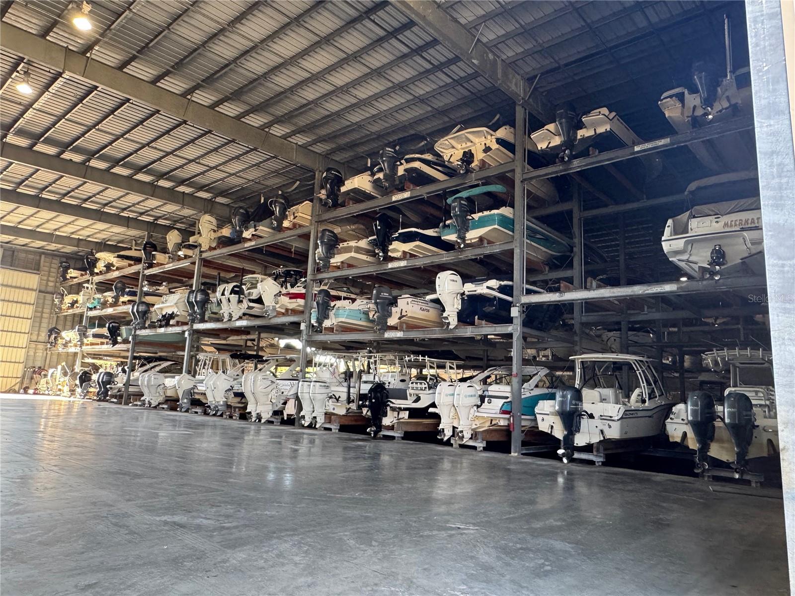 570 Blackburn Point Rd #11, Osprey, FL 34229