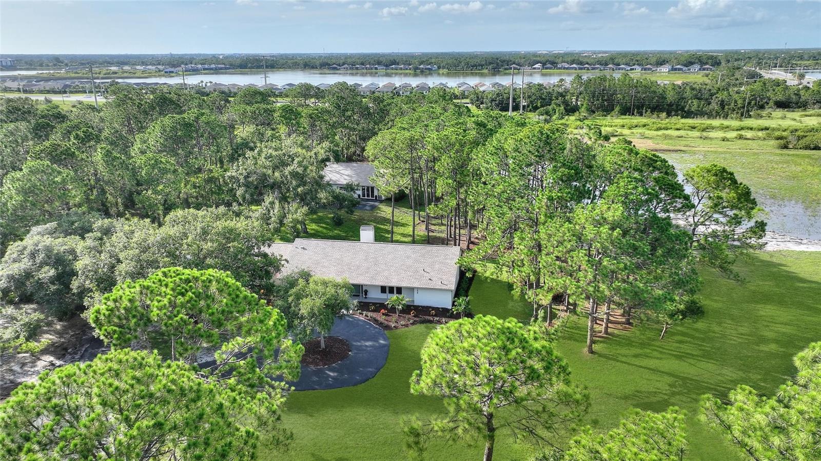 1429 Ranchero Dr, Sarasota, FL 34240