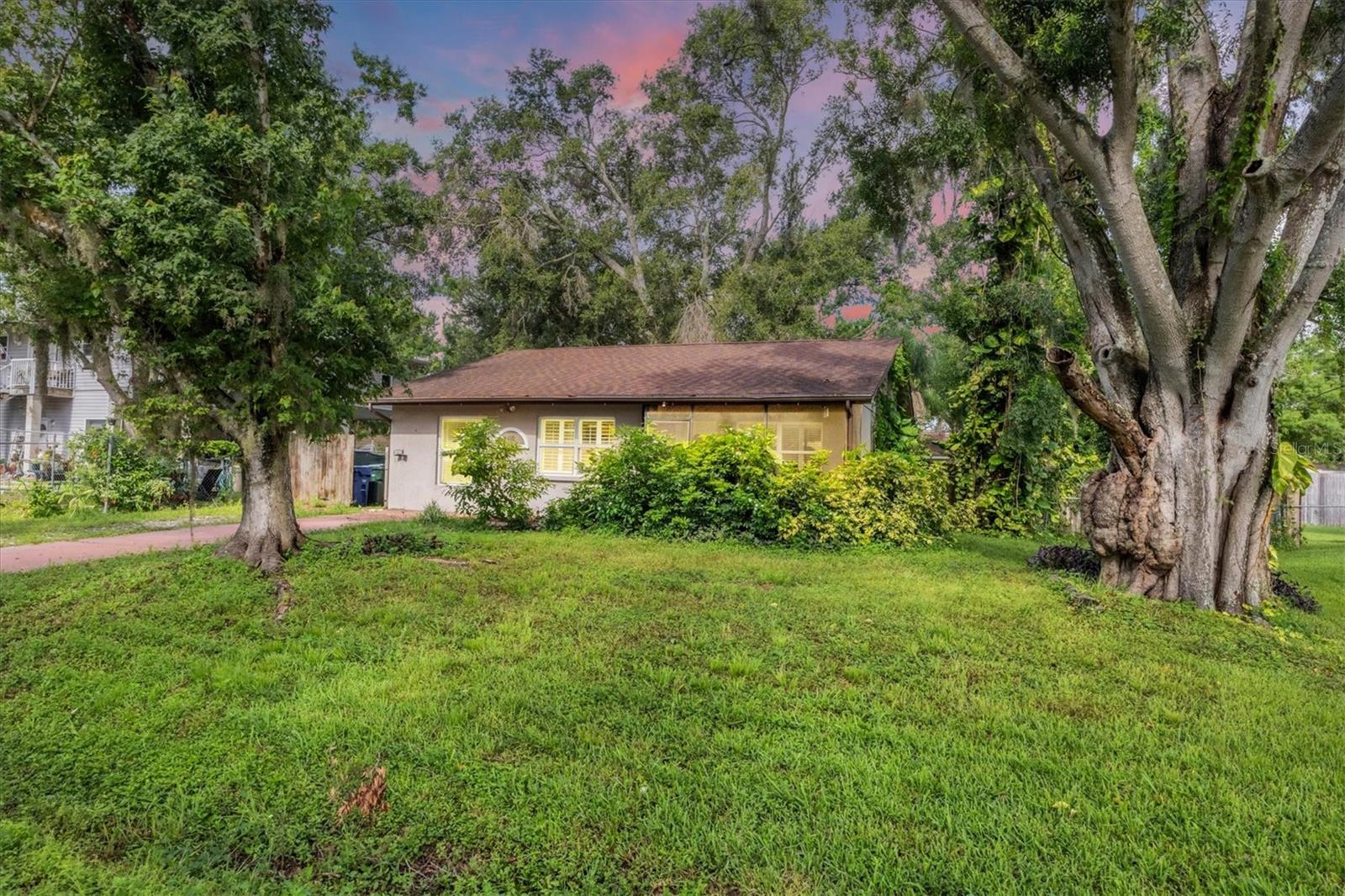 610 Albritton Ave, Sarasota, FL 34232