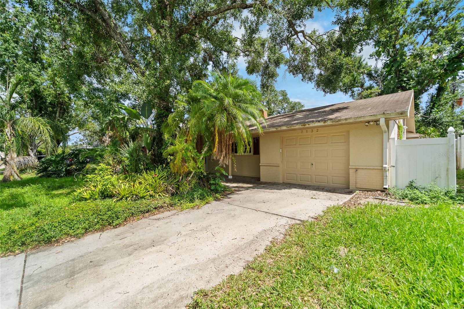 7132 Jarvis Rd, Sarasota, FL 34241