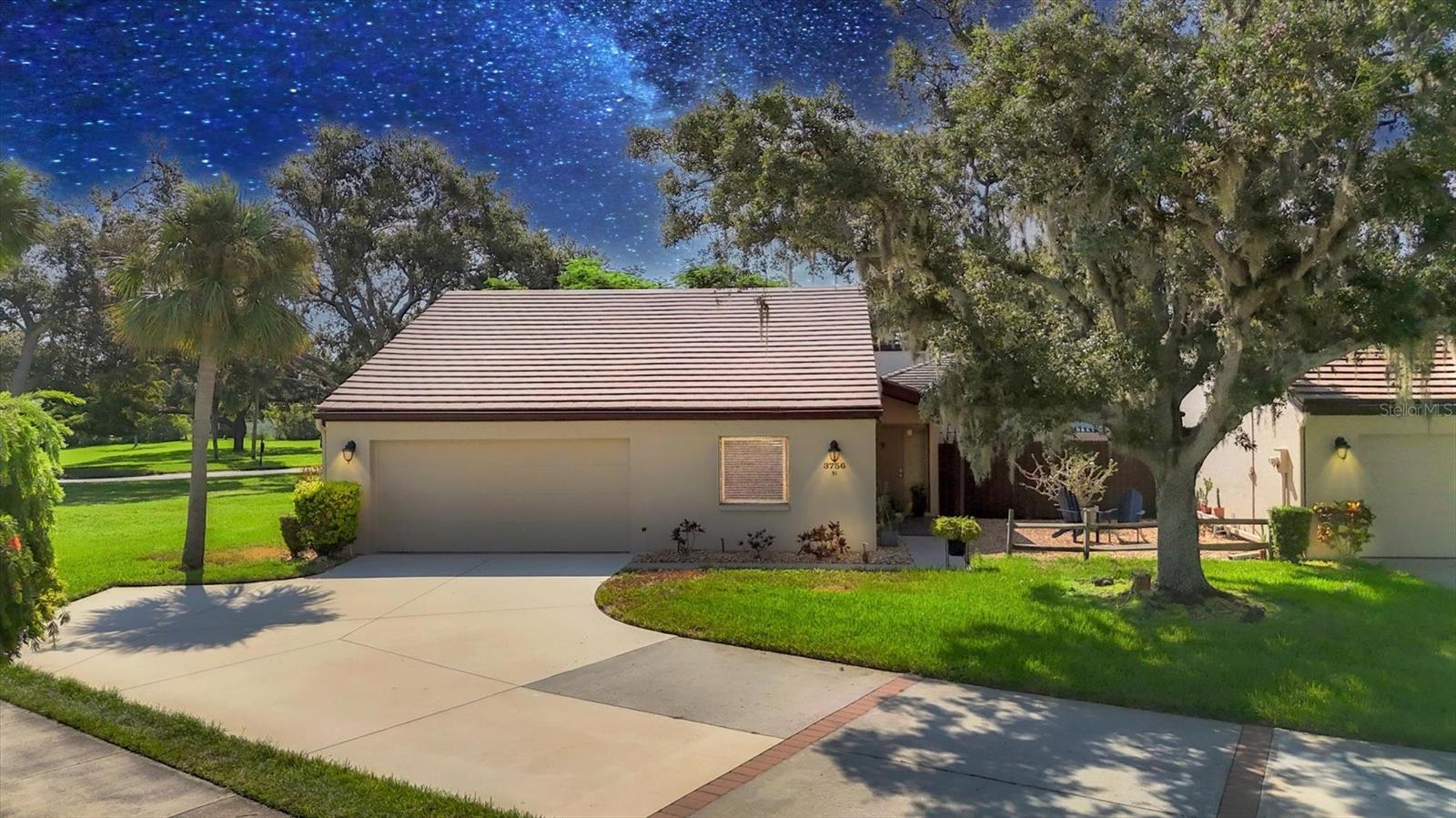 3756 Glen Oaks Manor Dr, Sarasota, FL 34232