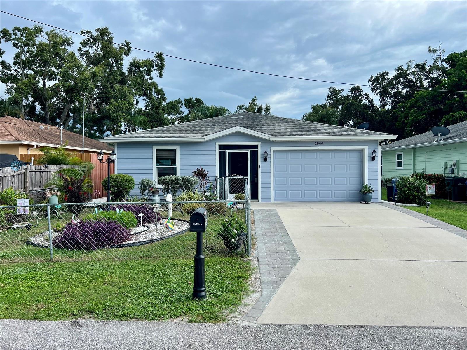 2944 Sterling Ln, Sarasota, FL 34231