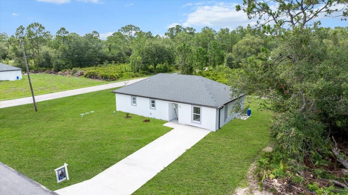 3801 20th St E, Alva, FL 33920