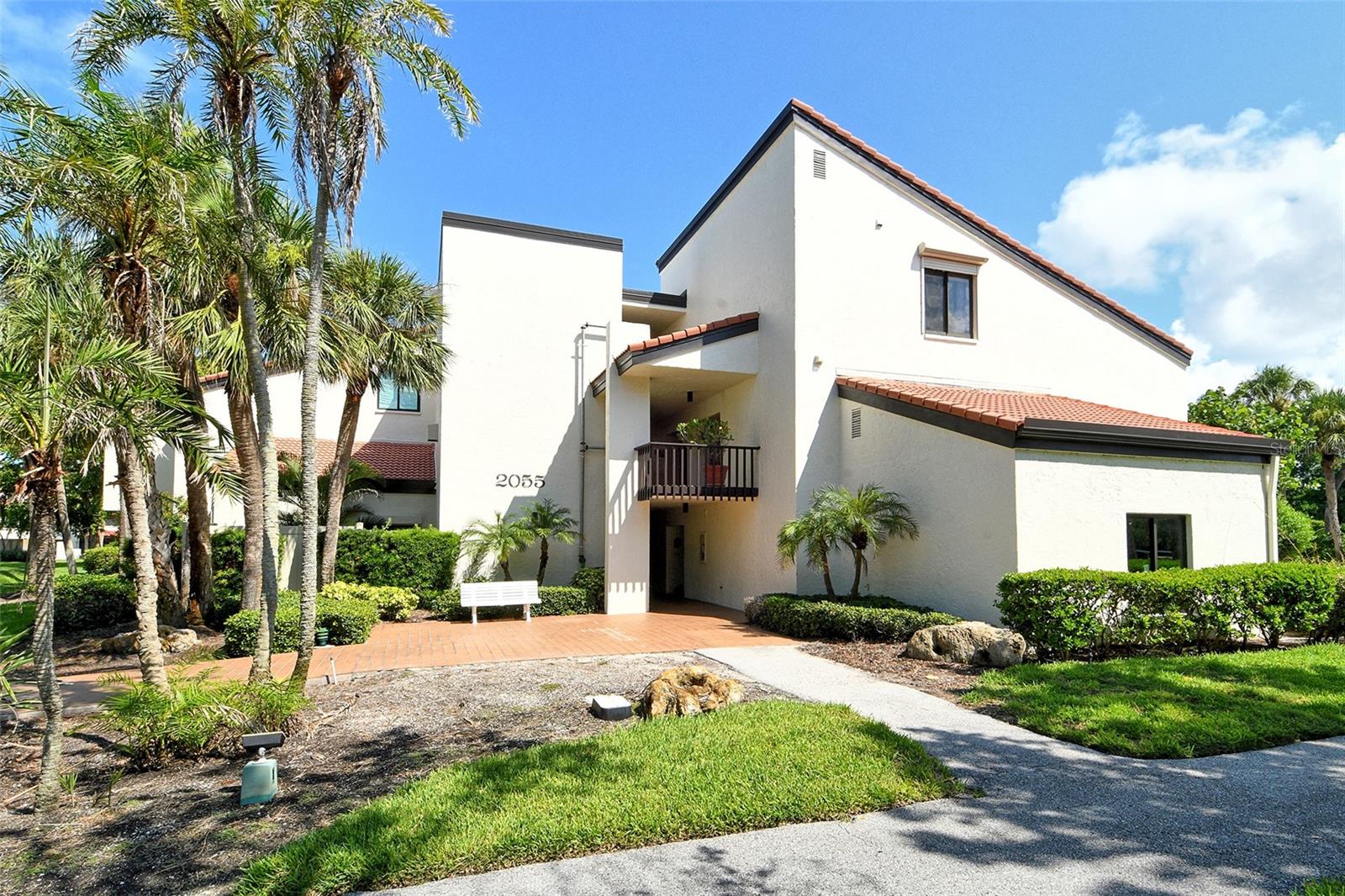 2055 Gulf Of Mexico Dr #G2-214, Longboat Key, FL 34228