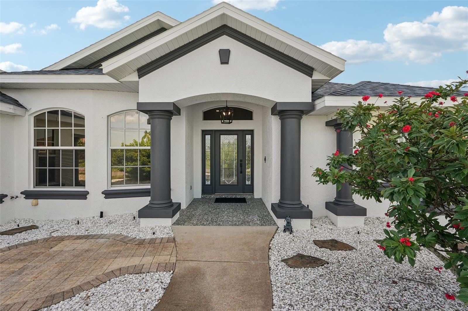 9309 Nastrand Cir, Port Charlotte, FL 33981