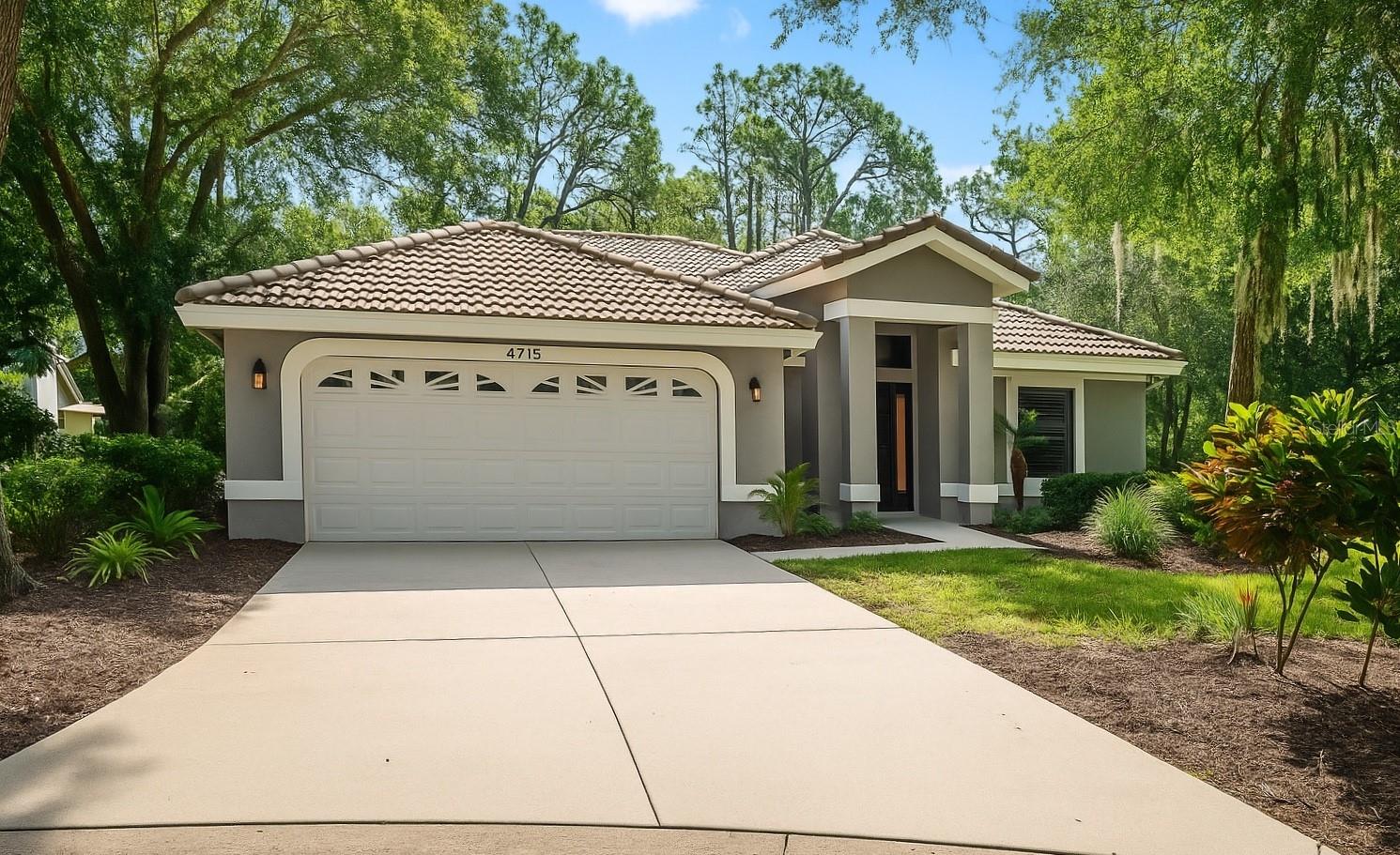 4715 Tivoli Ave, Sarasota, FL 34235