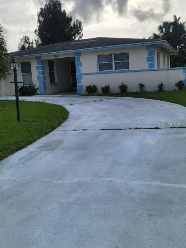 3120 Pinetree St, Port Charlotte, FL 33952