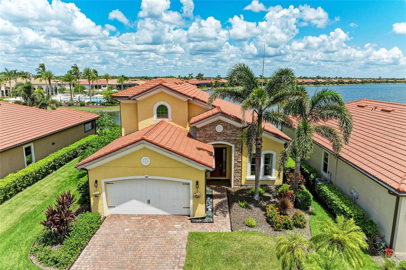 140 Maraviya Blvd, Nokomis, FL 34275