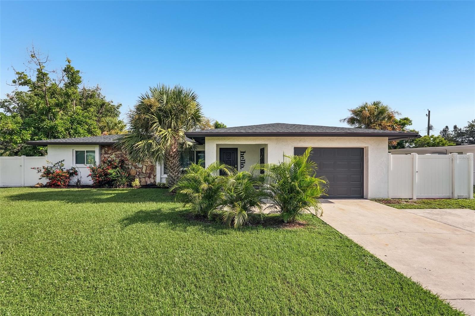 1302 Mango Ave, Venice, FL 34285