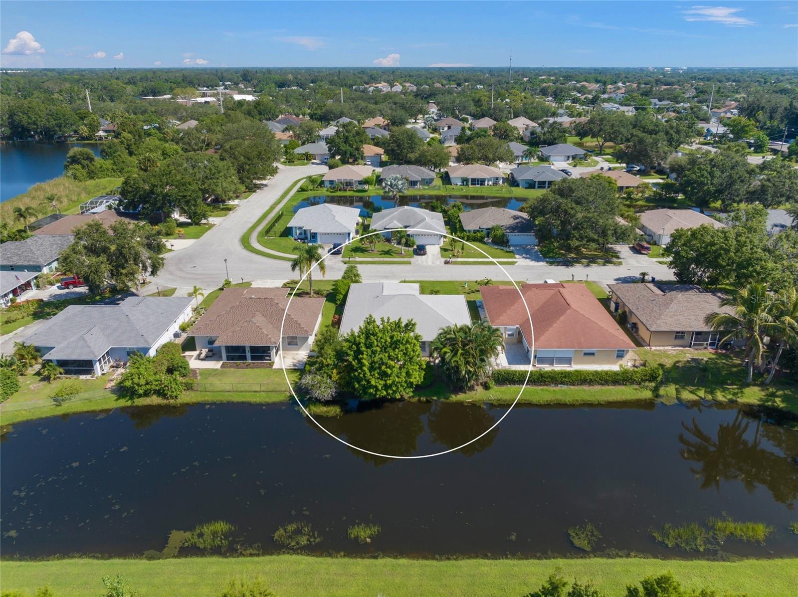 5242 Old Ashwood Dr, Sarasota, FL 34233