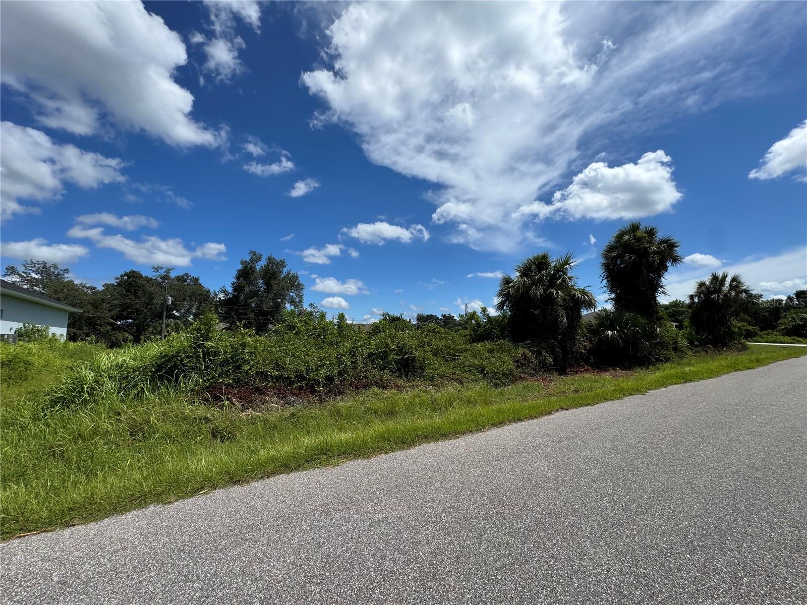 Bessemer Ave, North Port, FL 34287