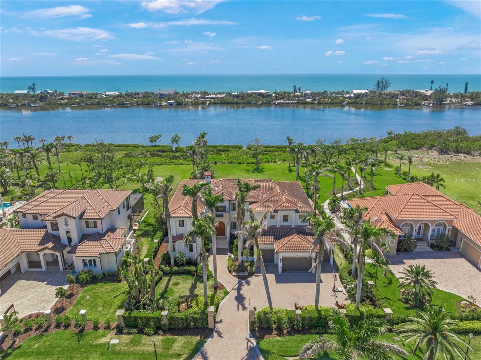 5830 Jamila River Dr, Venice, FL 34293